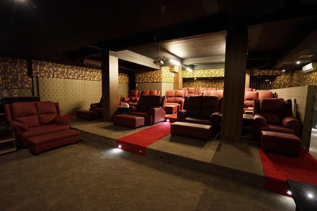 The L Hotel Entertainment Batam Екстериор снимка