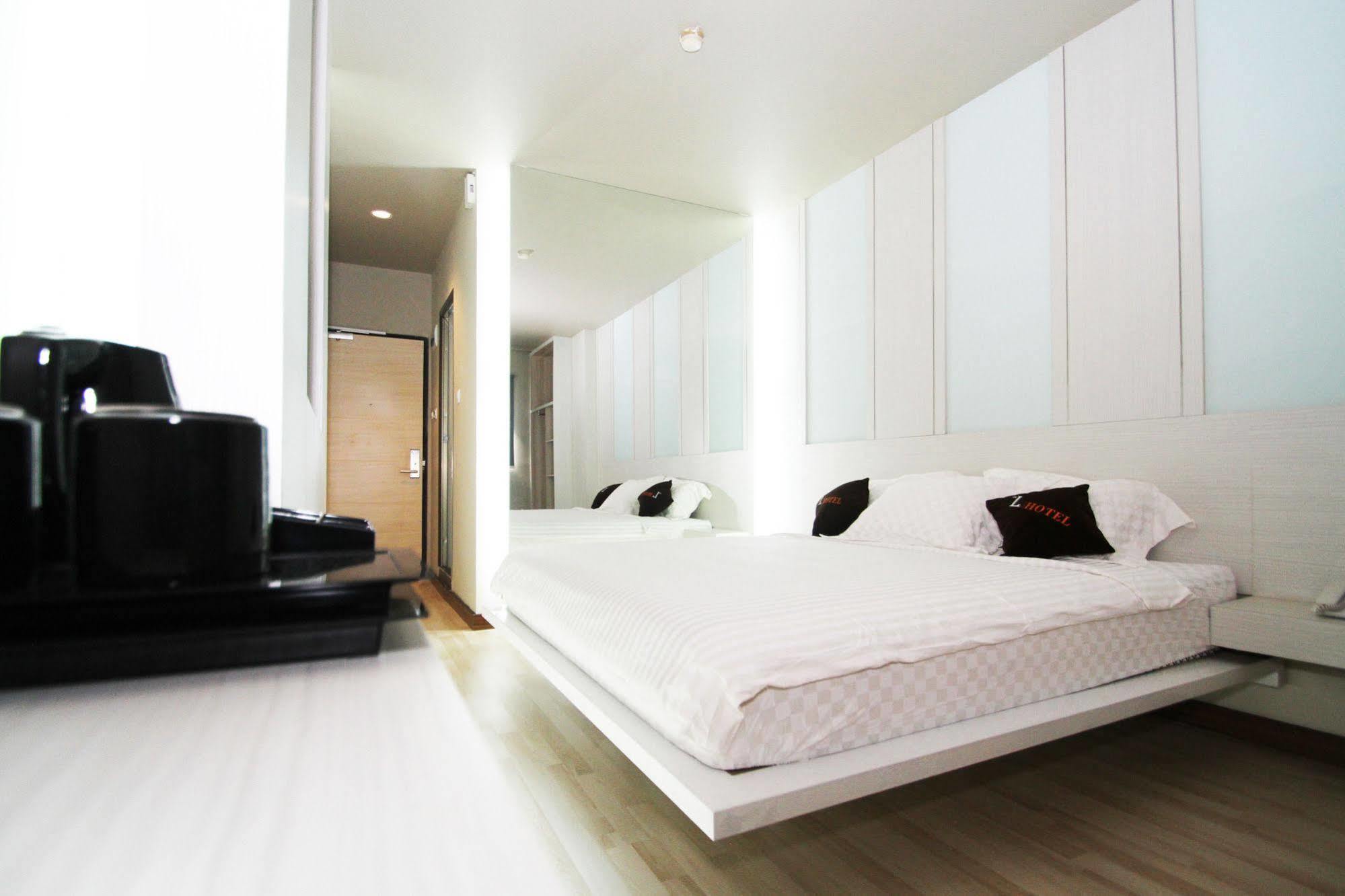 The L Hotel Entertainment Batam Екстериор снимка